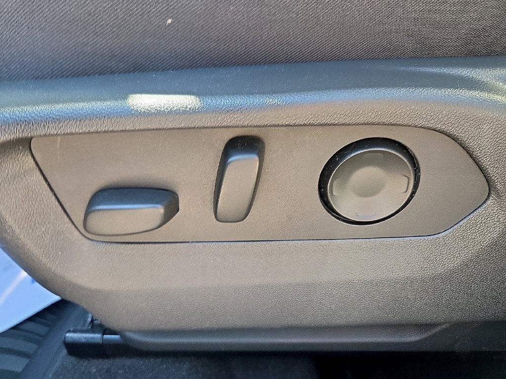 Used 2025 Buick Envision Sport Touring AWD/4WD image 14