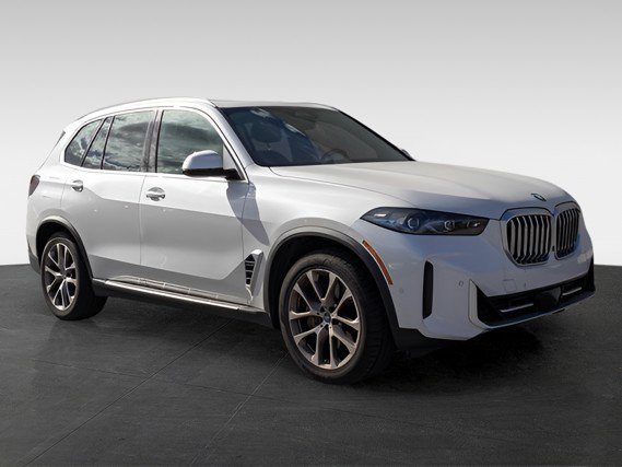 Used 2024 BMW X5 xDrive50e AWD/4WD image 6