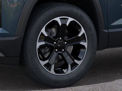 New 2026 Chevrolet Equinox LT w/ Convenience Package II image 9