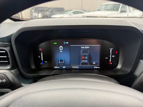 New 2025 Ford Maverick XL image 23