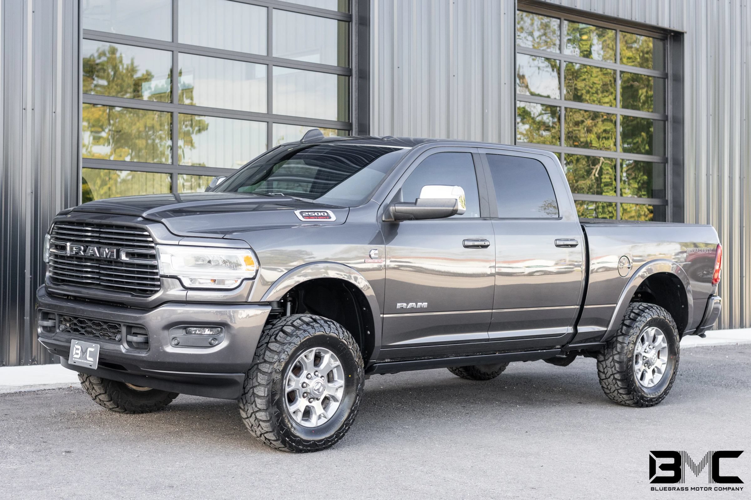 Used 2019 RAM 2500 Laramie AWD/4WD image 2