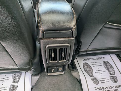 Used 2019 Jeep Compass Limited AWD/4WD image 39