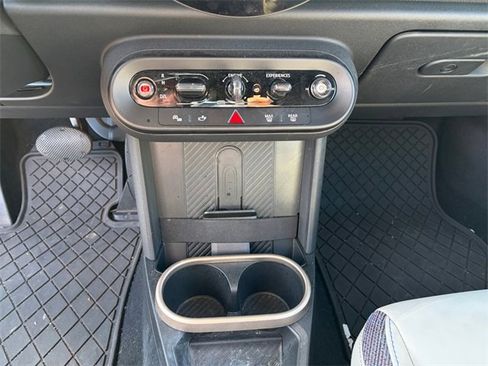 Certified 2025 MINI Cooper S image 11