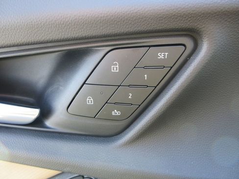 New 2026 Chevrolet Equinox ACTIV w/ Convenience Package III image 23