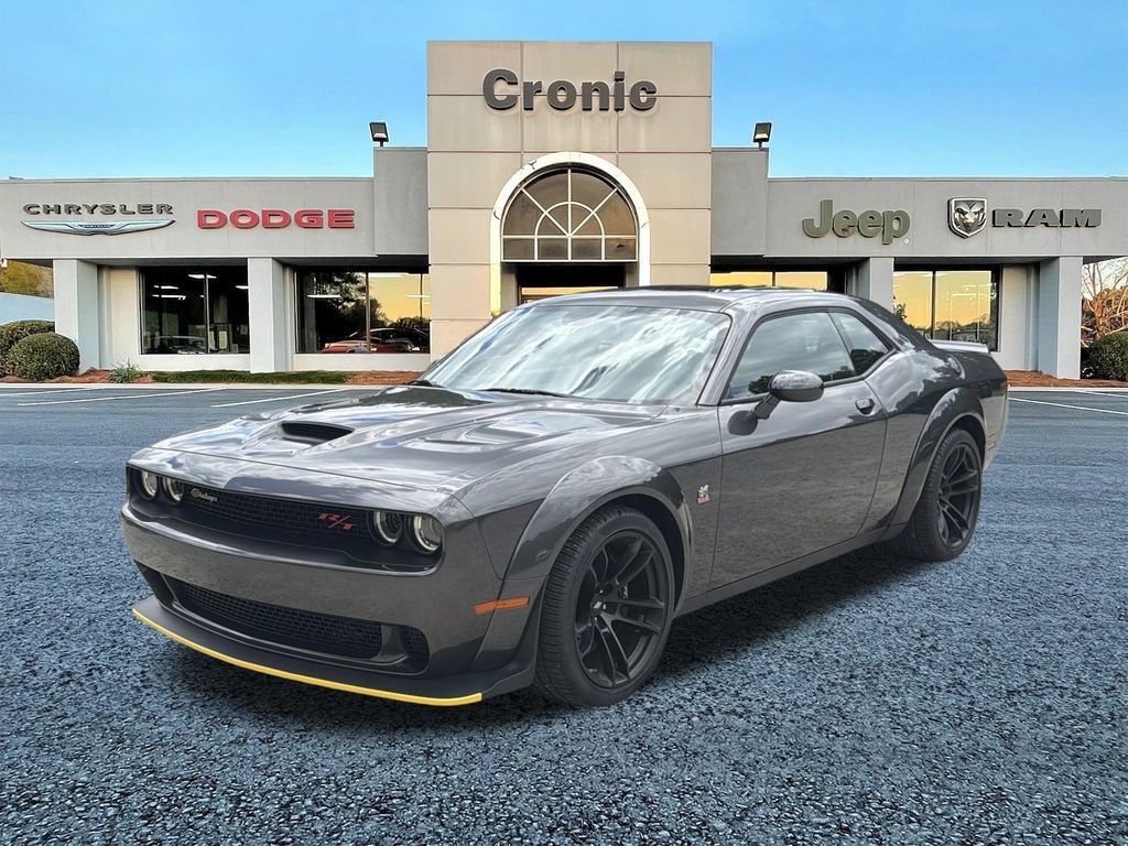 Used 2023 Dodge Challenger R/T Scat Pack RWD image 7