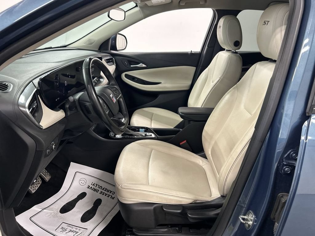Certified 2024 Buick Encore GX Sport Touring AWD/4WD image 9