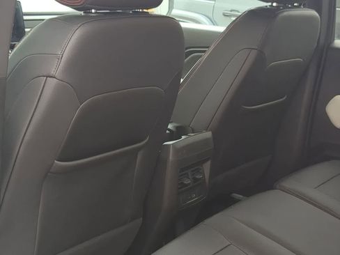 Used 2023 GMC Canyon AT4X image 18