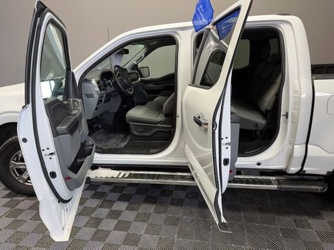 Used 2023 Ford F150 XLT w/ Equipment Group 302A High image 13