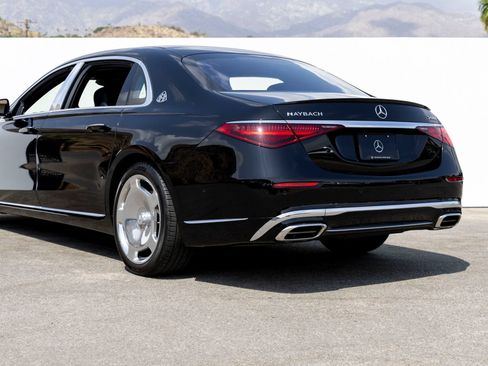 Used 2024 Mercedes-Benz Maybach S 680 4MATIC image 5