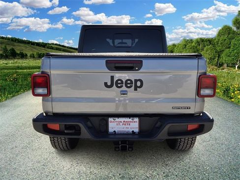 Certified 2020 Jeep Gladiator Sport w/ Quick Order Package 24S image 5