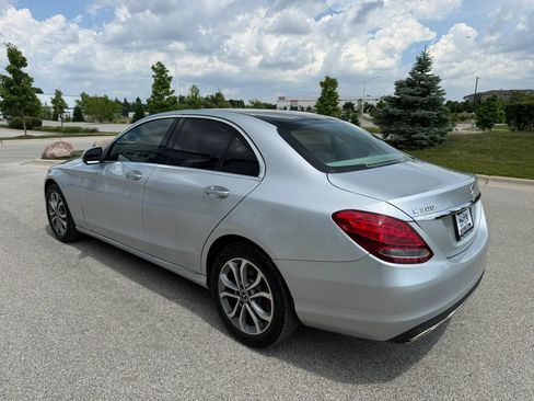 Used 2018 Mercedes-Benz C 300 4MATIC Sedan image 3