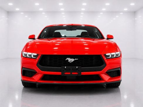 Used 2024 Ford Mustang Premium RWD image 8