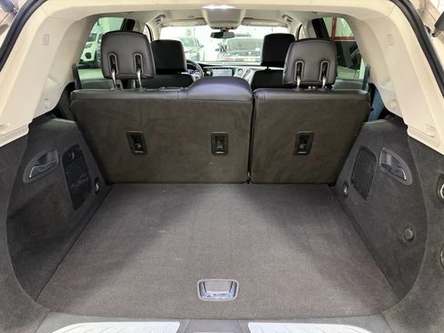Used 2019 Buick Envision Essence image 25