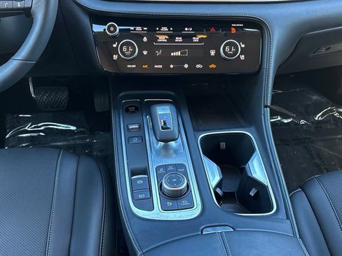 Certified 2026 INFINITI QX60 Luxe w/ Cargo Package FWD image 16