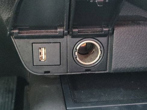 Used 2023 Toyota Camry LE image 28