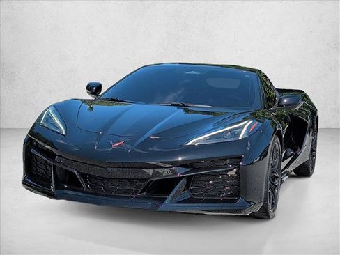 Used 2024 Chevrolet Corvette Z06 RWD image 6