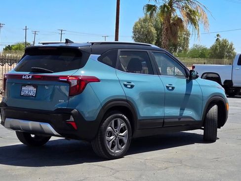 Used 2024 Kia Seltos S AWD/4WD image 4