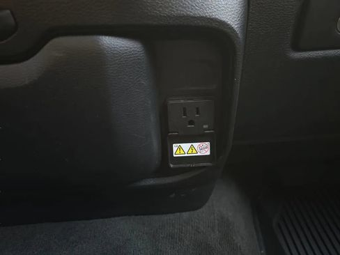 Used 2021 RAM 1500 Big Horn w/ Trailer Tow Group AWD/4WD image 33