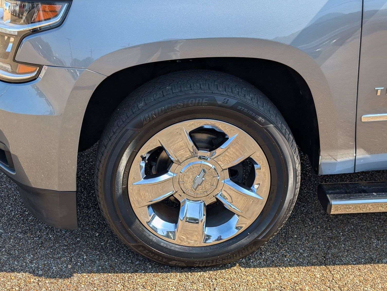 Used 2019 Chevrolet Tahoe LT w/ LT Signature Package RWD image 10