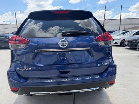 Used 2020 Nissan Rogue SV image 32