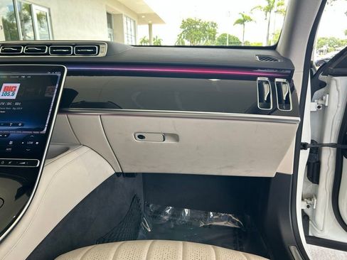 Used 2022 Mercedes-Benz S 500 4MATIC image 25