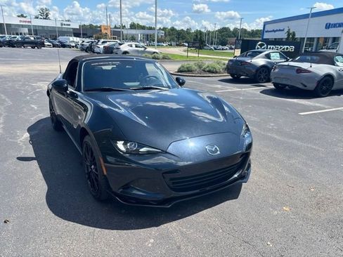 Certified 2024 MAZDA MX-5 Miata Club RWD image 5