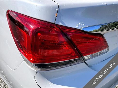 Used 2012 Toyota Avalon Limited FWD image 21