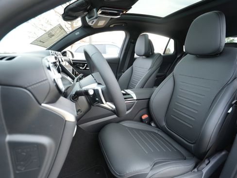 New 2026 Mercedes-Benz GLC 300 4MATIC image 35