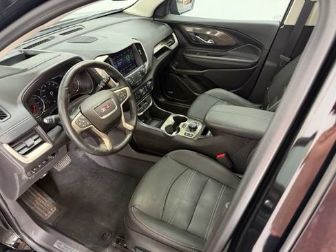 Used 2024 GMC Terrain Denali w/ Black Diamond Edition AWD/4WD image 8