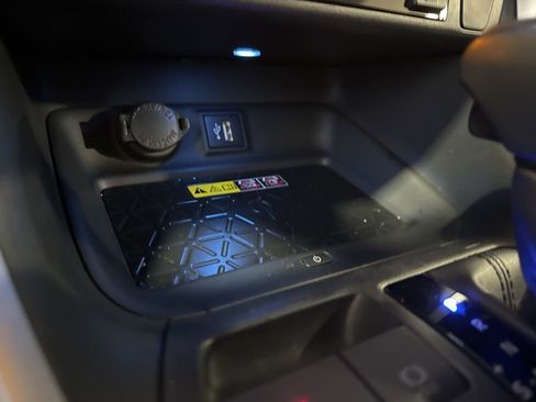 Used 2024 Toyota RAV4 XSE image 43