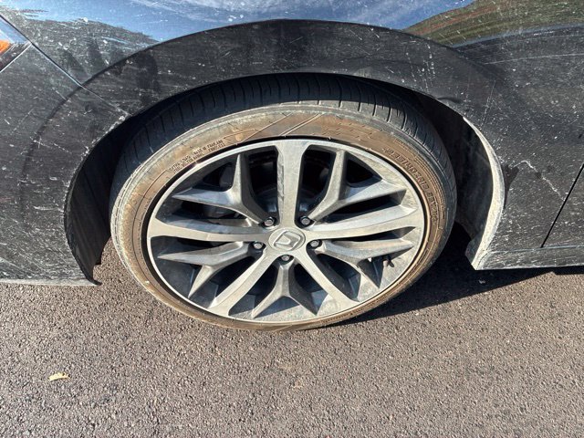 Used 2022 Honda Civic Touring image 2