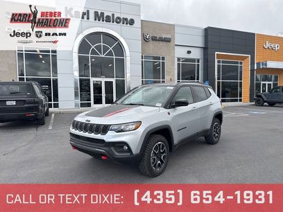 New 2026 Jeep Compass Trailhawk w/ Sun, Sound & Navigation Group