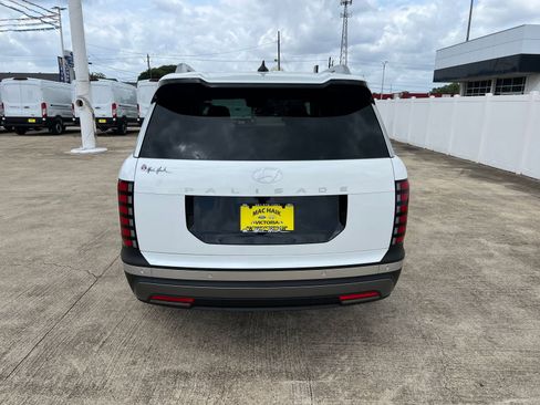 New 2026 Hyundai Palisade SEL FWD image 4