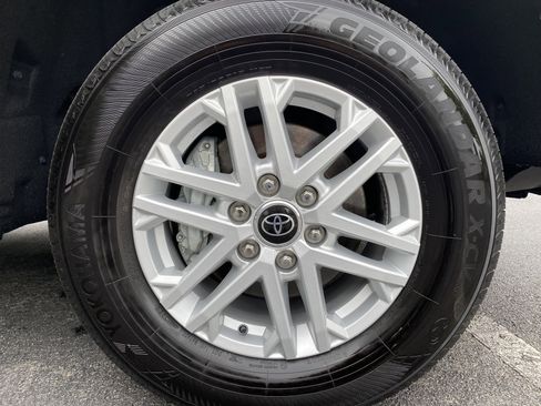 Used 2024 Toyota Tundra SR5 AWD/4WD image 13