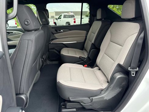New 2025 Chevrolet Traverse LT w/ LPO, Floor Liner Package image 11