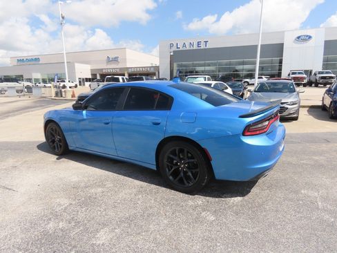 Used 2023 Dodge Charger SXT w/ Blacktop Package RWD image 16