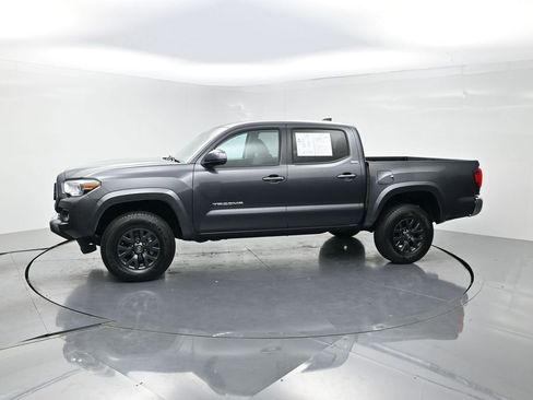 Used 2023 Toyota Tacoma SR5 RWD image 3