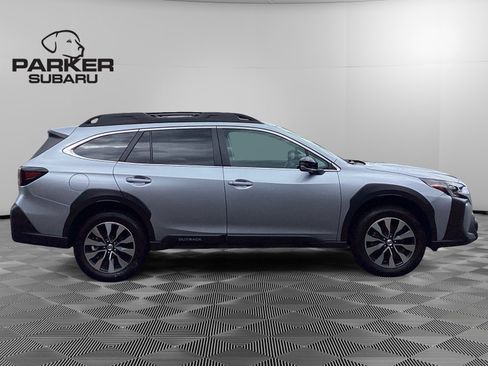 Certified 2025 Subaru Outback Limited AWD/4WD image 6
