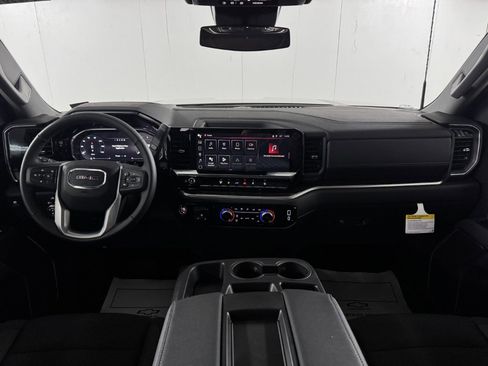 New 2026 GMC Sierra 2500 SLE image 28