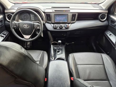 Used 2017 Toyota RAV4 LE w/ Carpet Mat Package image 18