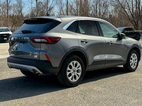 Certified 2023 Ford Escape Active image 3