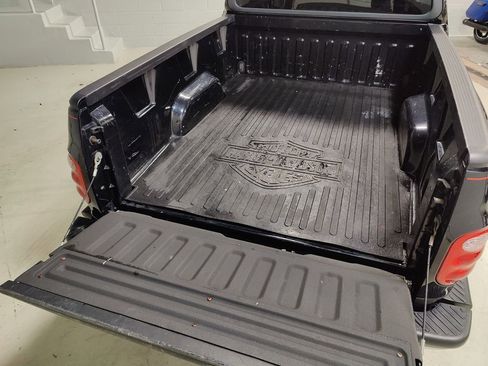 Used 2000 Ford F150 Harley-Davidson RWD image 10
