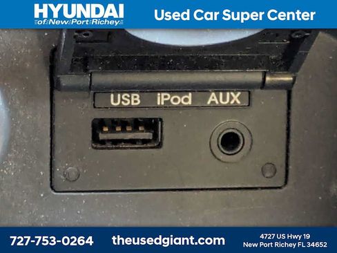 Used 2011 Hyundai Genesis 2.0T RWD image 24