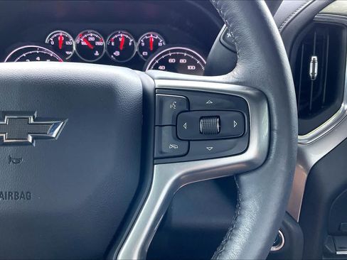 Used 2021 Chevrolet Silverado 1500 LT Trail Boss w/ Bed Protection Package AWD/4WD image 19