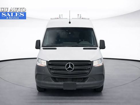 Used 2023 Mercedes-Benz Sprinter 2500 w/ Parking Package image 2