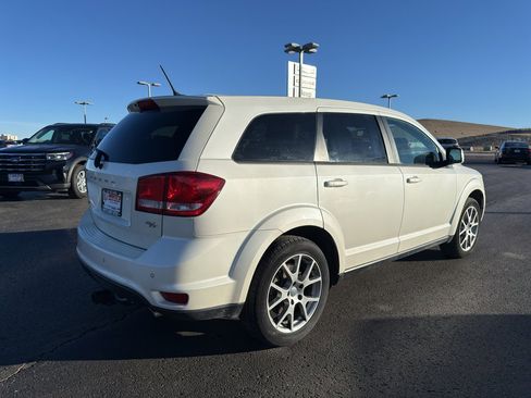 Used 2014 Dodge Journey R/T w/ Flexible Seating Group image 5