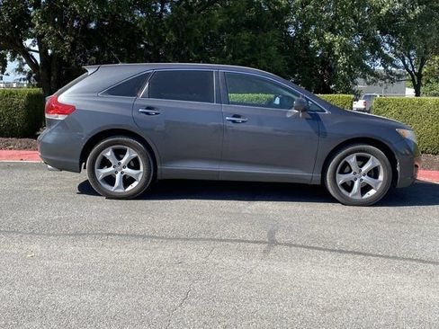 Used 2009 Toyota Venza w/ Comfort Pkg FWD image 10