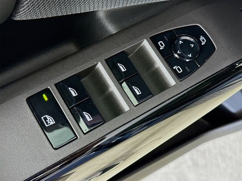 Used 2026 BMW X3 xDrive30 w/ Convenience Package image 16