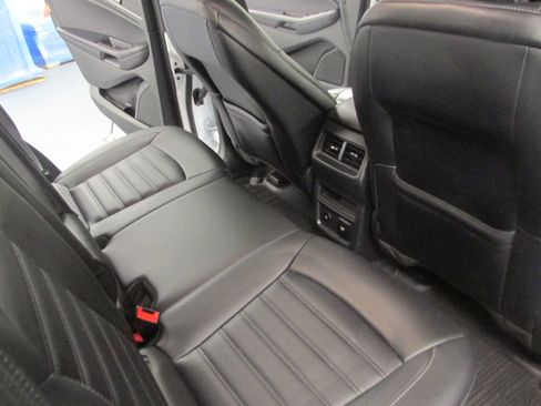 Used 2023 Ford Edge SEL w/ Convenience Package image 27