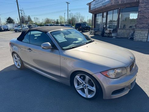 Used 2011 BMW 135i Convertible RWD image 37